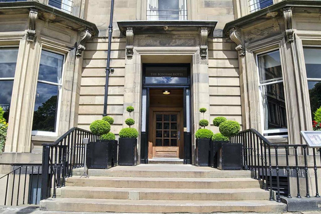 Hotel The Bonham EDI Exterior foto The entrance to the Edinburgh Academy